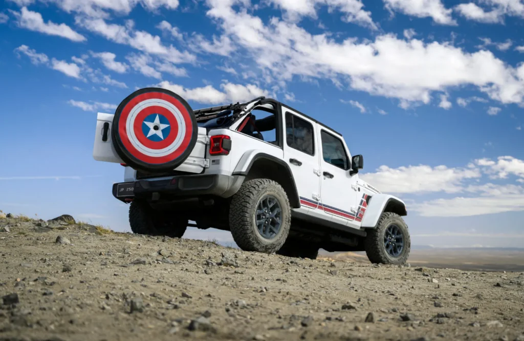 jeep i marvel stvoryly patriotychnyi pozashliakhovyk u styli kapitana ameryky 4