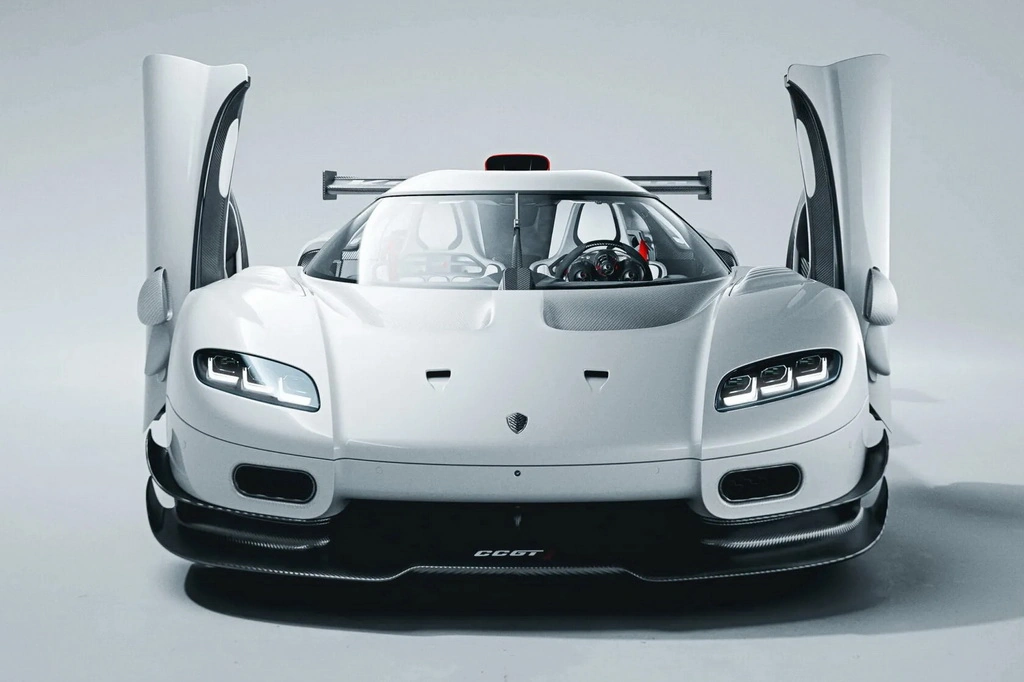 koenigsegg new 2027 5 resize 2463 2