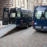 kyiv otrymav vid nimetskykh blahodiinykiv mikroavtobusy dlia malomobilnykh pasazhyriv 1 2503 1