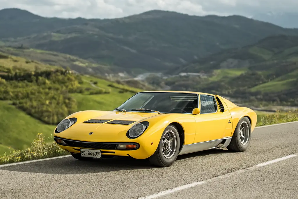 lamborghini miura sv jubily 1 resize