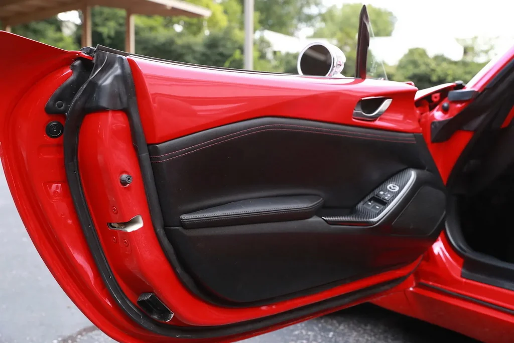 mazda mx 5 ferrari gto 11 resize 2439 12
