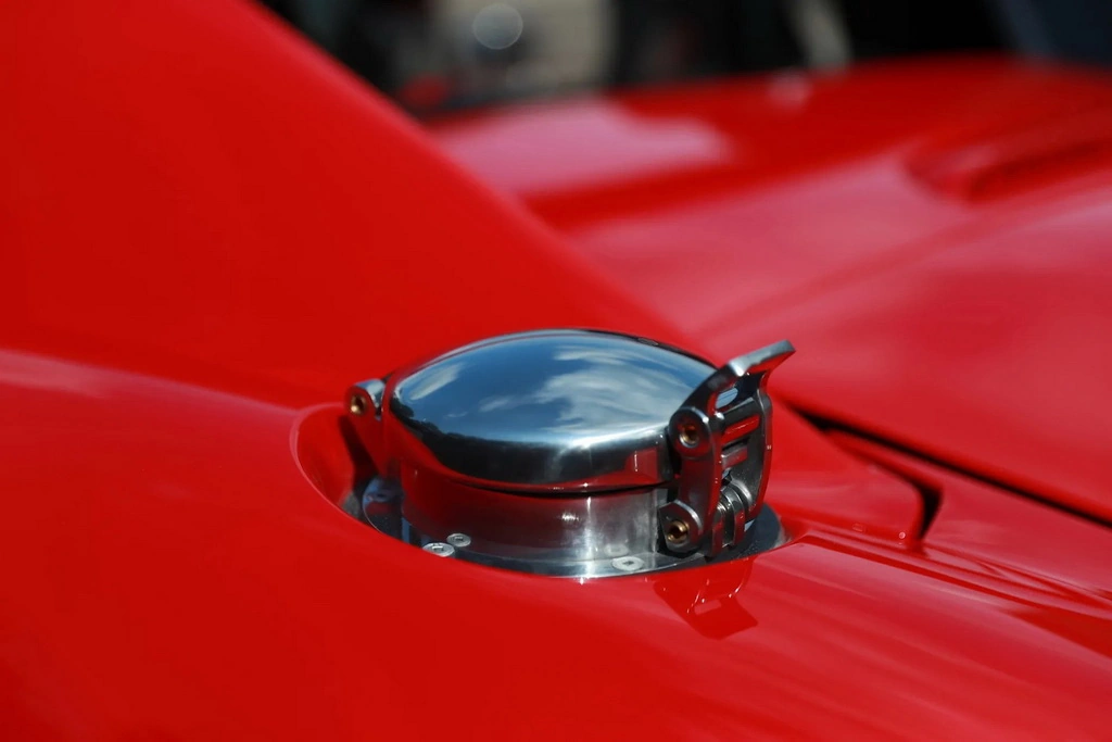 mazda mx 5 ferrari gto 16 resize 2439 15