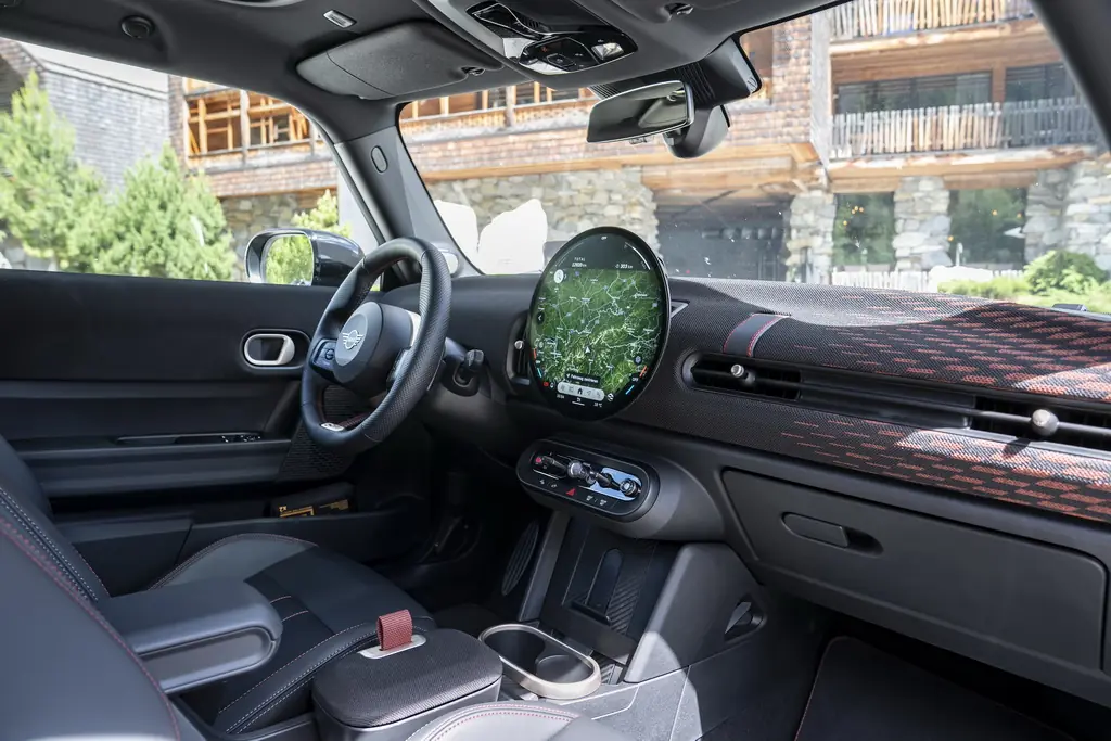 mini jcw 2027 3 resize