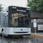 mitsubishi fuso ta foxconn predstavyly nazvu ta lohotyp dlia spilnykh avtobusiv 1 2290 1