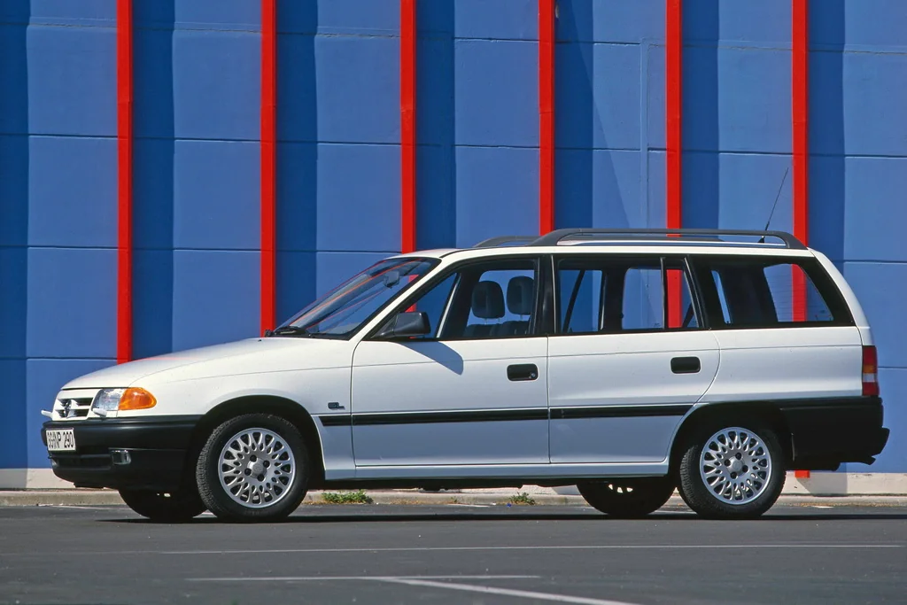 opel astra f caravan resize 2502 5