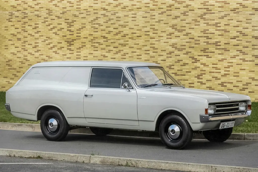 opel rekord c 2