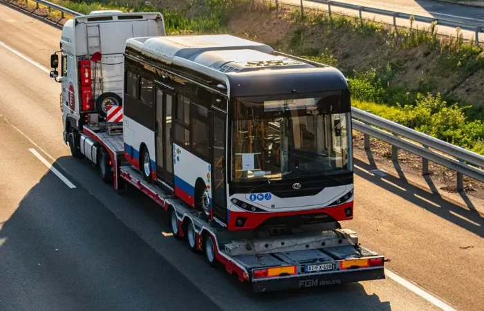 paparatsi zasnialy v uhorshchyni dyvovyzhni elektrobusy 2354 4