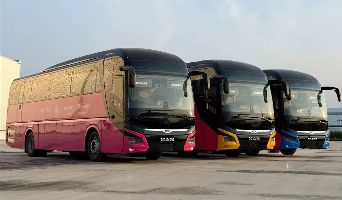 pershymy avtobusamy ievro 5 u tailandi staly mashyny na shasi man 2 2301 8