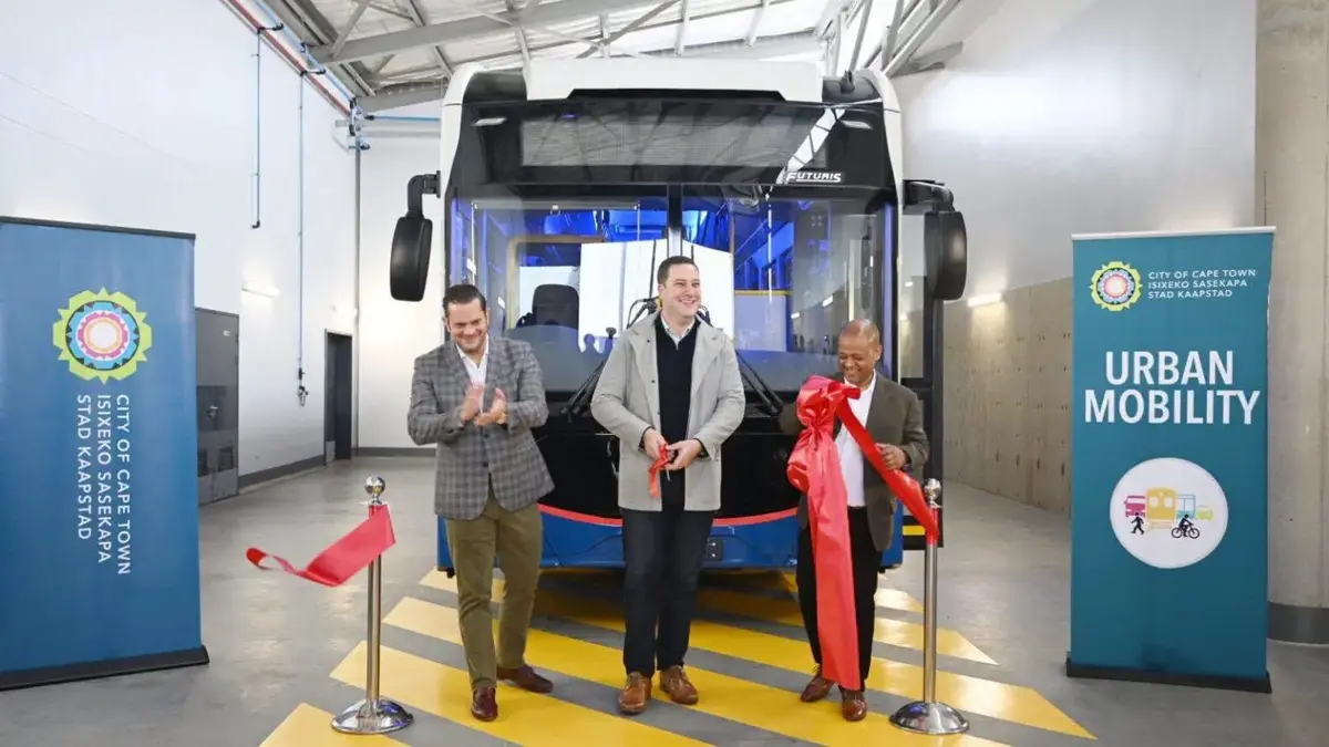 prezentovano pershyi elektrobus dlia shvydkisnoi linii brt u keiptauni 3 2456 3