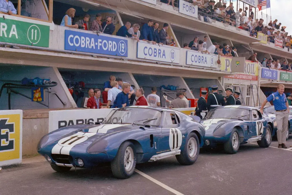 shelby daytona coupe 7 2488 1