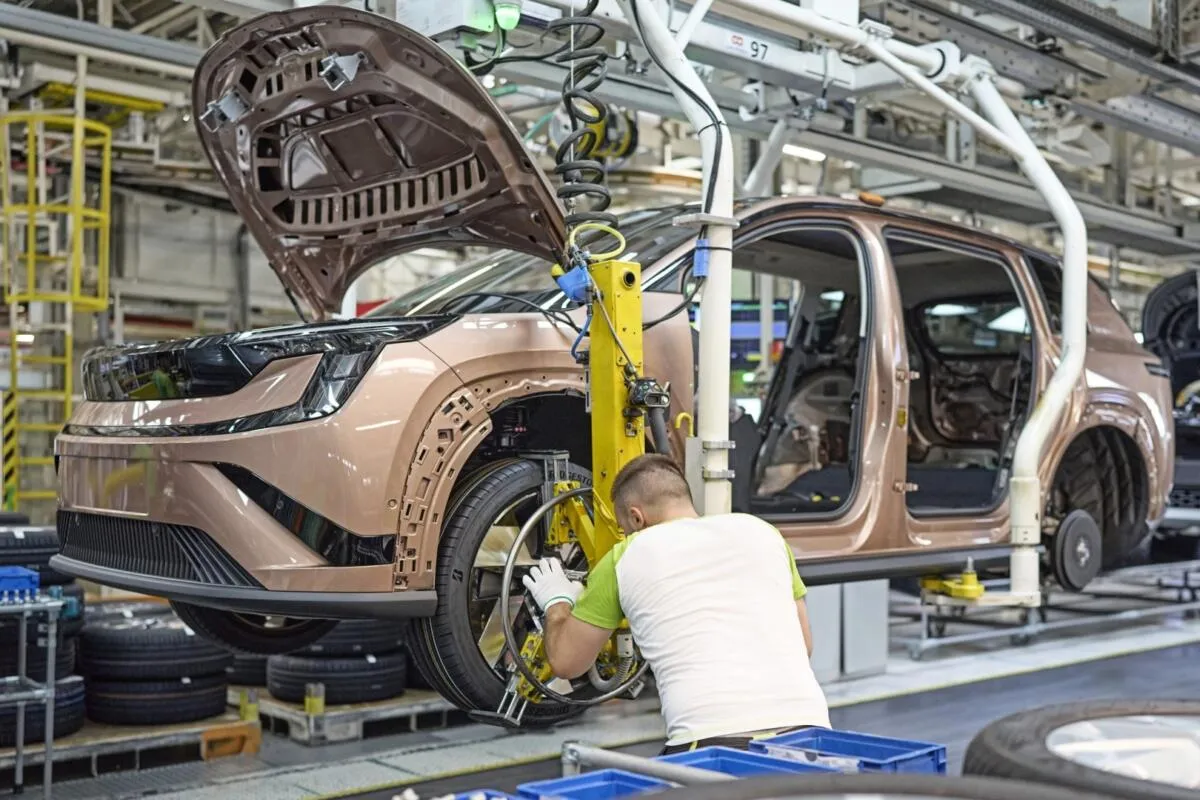 skoda s all new peaq flagship electric vehicle starts production 4