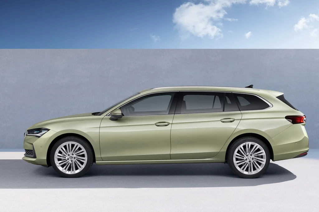 skoda superb combi 7487 resize