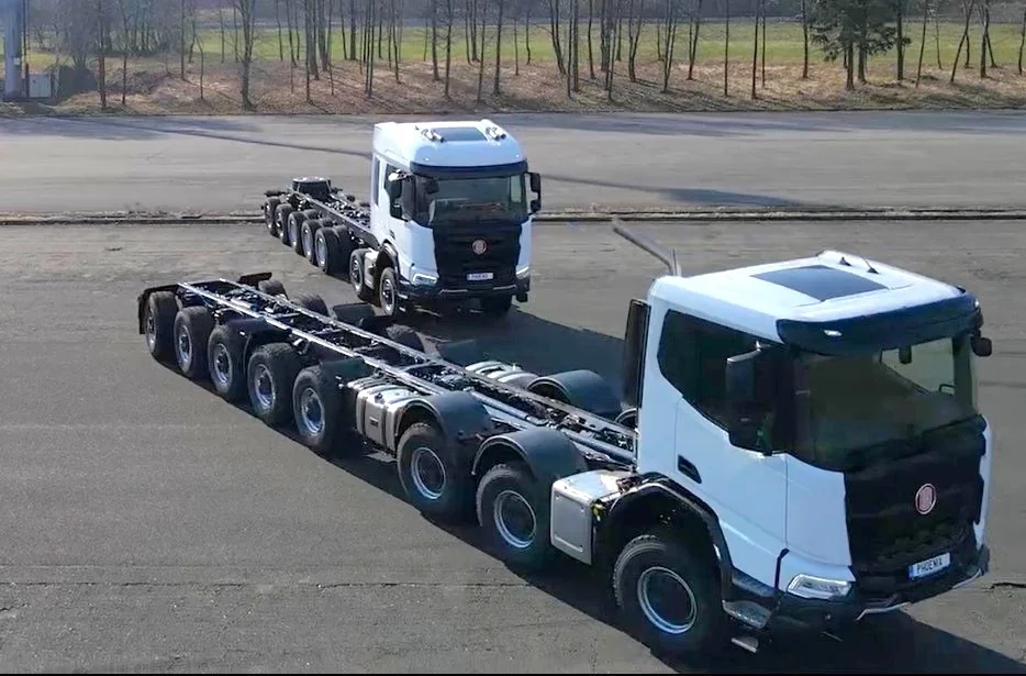 tatra pokazala v keruvanni svoi bahatovisni shasi video 1 1318 1