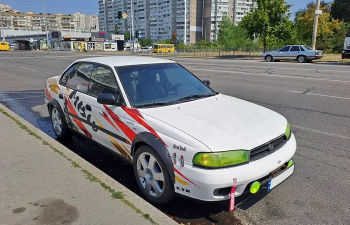u kyievi pomicheno subaru legacy u nezvychainomu tiuninhu 1 2373 8