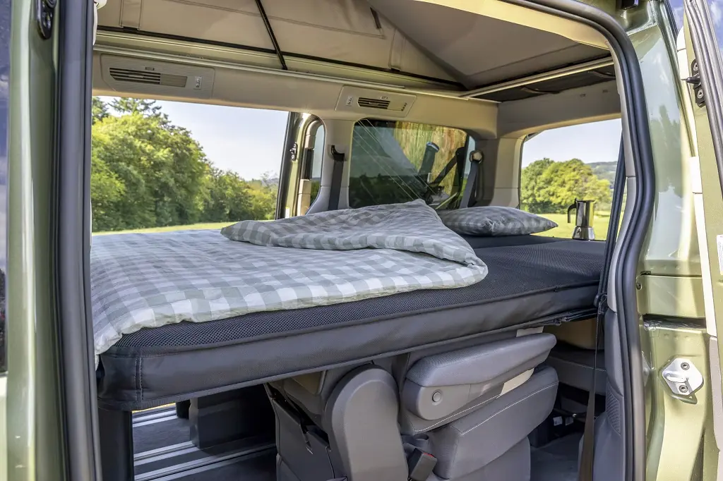 volkswagen hotuie svitovu premieru odrazu dvokh kemperiv 7 2416 4