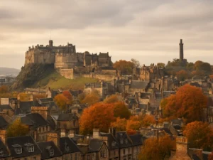 Edinburgo pilį ir Calton Hill sutalpinau į vieną šviesią dieną: spalio pabaigoje saulė leidžiasi apie 16.30